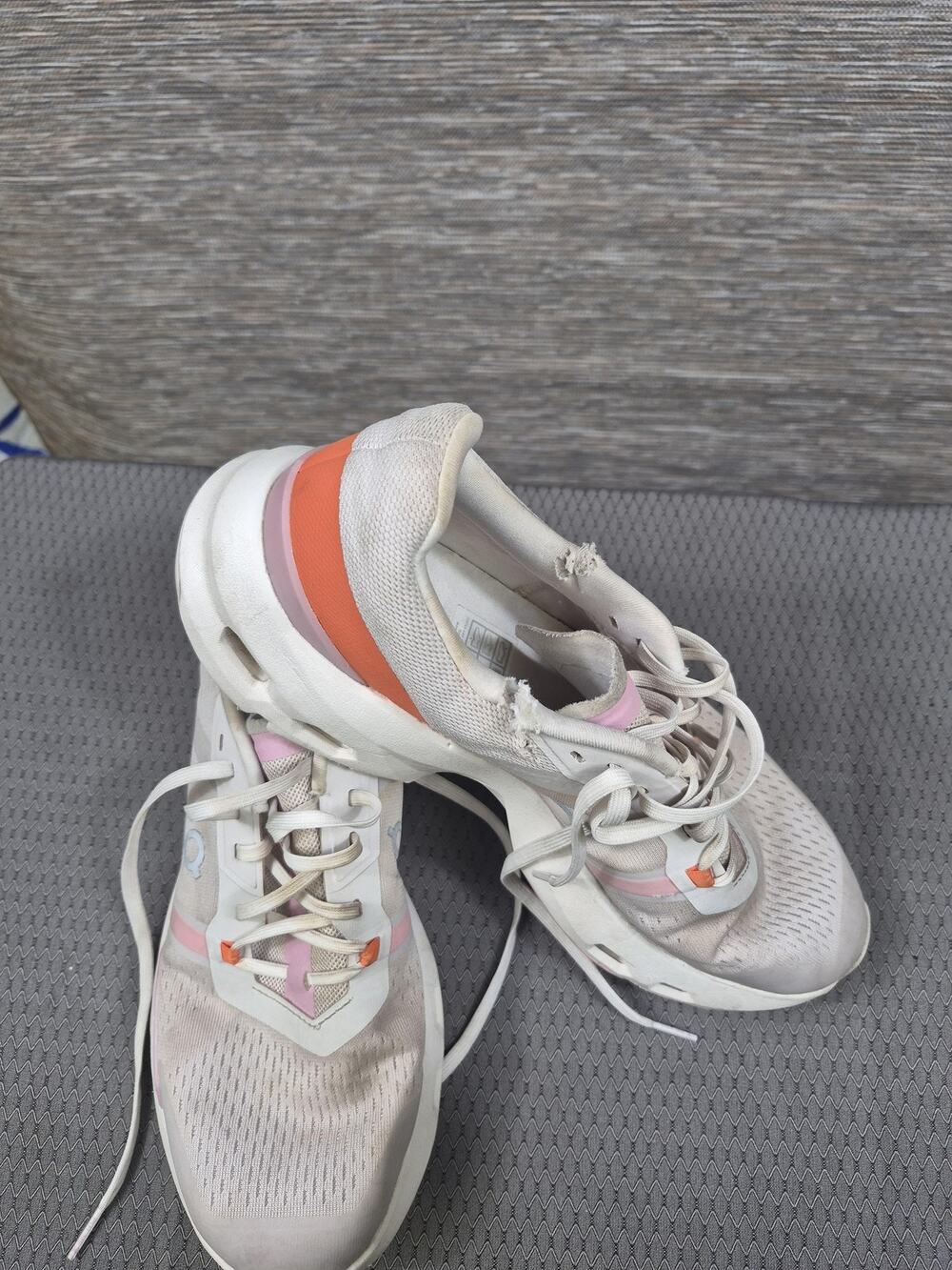 On Cloud Women's Cloudpulse Training Shoes White Pink Size 11 CloudTec Athletic
